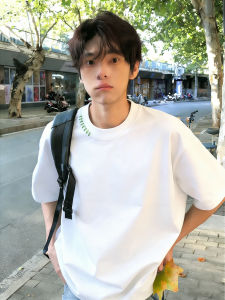 Round Neck Small Collar Embroidery Mens T-Shirt