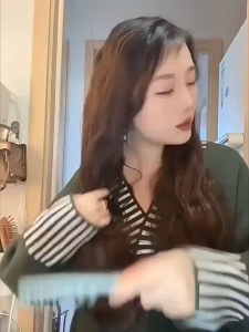  หวีพิเศษสำหรับผมหยิก หวีซี่ห่าง ด้ามยางนุ่ม หวีผมได้เรียบลื่น คงสไตล์ นวดหนังศีรษะ 