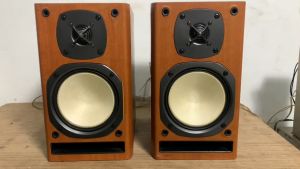 bán cặp loa Booksheolf nghe nhạc Onkyo D - N7XX đời cao hát cực hay(1) hàng bãi nhật về