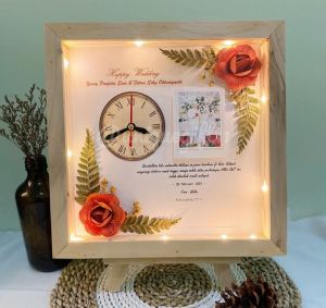 Kado Pernikahan Jam Box Rustic Elegan