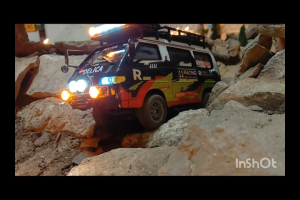 JXC5813B DELICA 1:24 4x4 Mini Racing Truck RC Off-Road 4WD