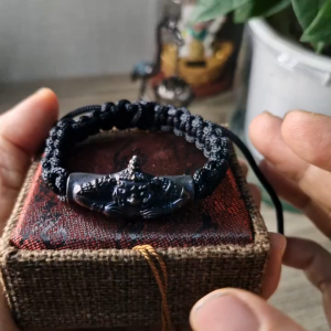 VÒNG ĐEO TAY RAHU CHẾ TÁC THỦ CÔNG MANG THEO BÊN NGƯỜI GIÚP TÂM TRÍ BÌNH YÊN