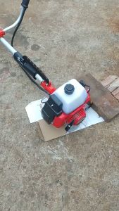 MÁY CẮT CỎ KAMASTSU 411 Đông Cơ 2 KÌ-Máy Phát Cỏ Chạy Xăng Cao Cấp