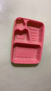 Mika Bento Sekat 4 isi 25set/Tray Bento Bintang SH V05