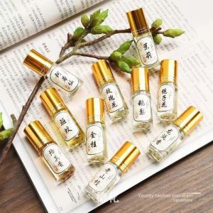 Ladies Essential Oil Perfume with Rolling Ball Bottle Fragnance of Agarwood And Sandlewood for Car Use Traditional Chinese Perfume