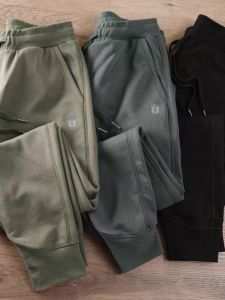 Mens Knitted Casual Pants Spring Autumn Heavy Duty Wearable Harajuku Style Loose Fit Long Trousers Cotton Youth Fashion