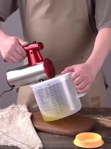 เหยือกผสมแป้งแบบพรีเมียม วัสดุทนทาน พร้อมฝาปิด ใช้งานได้ทั้งตวง ตี และปั่น เหมาะสำหรับทำขนมและเครื่องดื่ม HE0087