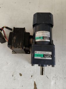 dinamo gearbox +step dawn 220V