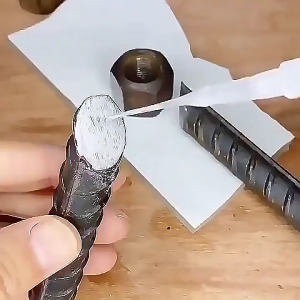 20 / 50g กาวที่แข็งแกร่งกาวแห้งเร็วยางไม้โลหะกาวที่แข็งแกร่งกาวเหลวอุปกรณ์สำนักงาน