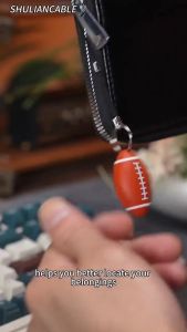 GPS Pet Positioning Tag Tracker Anti Loss Device Kids Luggage Key Finder Smart Tracking Device Dedicated Locator For Apple Find My App IOS System IP67 Waterproof For Find the Key Pet Tracking Protect Children Luggage Tracking etc (With battery)