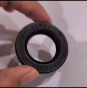 INDOBASE Part Seal Oil TC25X45X10 TC25X62X10 1Pcs Hitam
