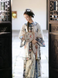 New 2024 Qing Han Women's Hanfu Set: A Comprehensive Guide