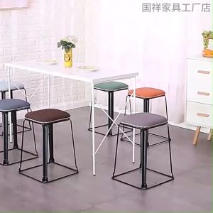 เก้าอี้ เก้าอี้เหลี่ยม เก้าอี้เบาะกำมะหยี่ เก้าอี้เบาะไม้ เก้าอี้เบาะหนัง เก้าอี้ทรงคลาสสิก เก้าอี้ตัวเล็ก เก้าอี้คาเฟ่ เก้าอี้นั่งแต่งหน้า