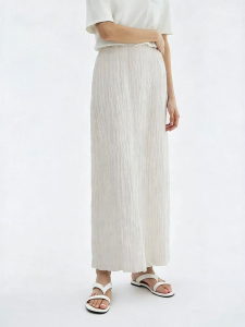AMII | Lightweight Slimming Semi-Skirt