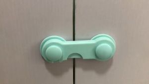 Baby Safety Lock Non Adjustable Multi-function Bi-fold Cupboard Cabinet Door Drawer Child Safety Closet Security Lock