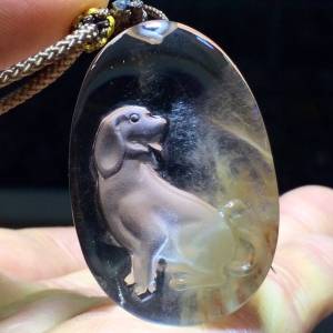 Pure natural yellow rabbit fur crystal dog pendant bringing abundant wealth. The color is bright and the crystal is transparent with sufficient water content 🍃 The carving is particularly vivid and full of life lifelike.