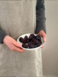 Natural Unsweetened Prunes 250g Pack Original Flavor Dried Fruits Healthy Snacks for Pregnant Women And Children Xinjiang Speciality