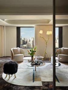 2026 New Designer Custom French Retro Style Bedside Carpet