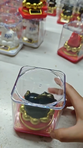 LS Creative New Year of the Horse Solar-Powered Automatic Swinging Lucky Cat Shop Front Desk Opening Ornaments Car Decoration Gifts