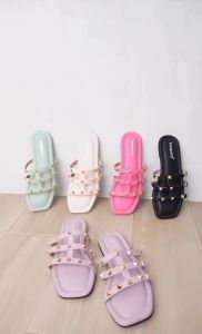 LN Teplek Wanita Untuk Daily Variasi Piramid Anti Licin Tp07