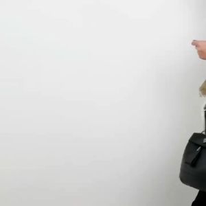 Tas Selempang Wanita Terbaru 2025: Elegan & Simple