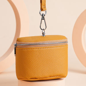 Fashionable Retro Leather Coin Purse Womens Compact Simple Handheld Lipstick Makeup Bag Earphone Bag Soft Surface Pure Color