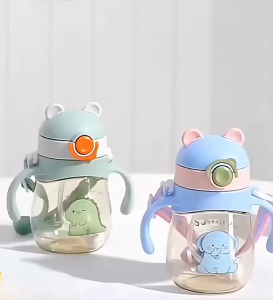 Bình Nước Tập Uống Cho Bé Hình Gấu 300ml Có Dây Đeo Chống Sặc An Toàn Cho Bé