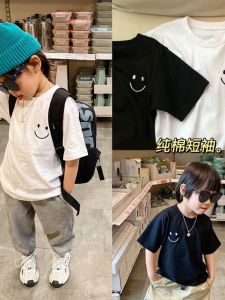 เสื้อยืดคอกลมแขนสั้นผ้าฝ้ายลายหัวใจสำหรับเด็กชาย ฤดูร้อน 2025 ทรงหลวม สไตล์เกาหลี เสื้อผ้าเด็กผู้ชาย เสื้อผ้าเด็กชาย