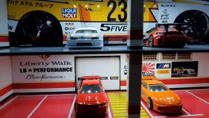 SILHOUETTE Diorama parkiran 2 tingkat basement diecast skala 64 tutup akrilik Model rak diecast