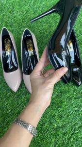 Giày cao gót 9cm da bóng gót nhọn Trường Hải 2 màu đen kem CG1561