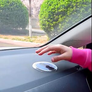 [EZ4U] CAR DASHBOARD ANTI SLIP ROUND PAD SILICA GEL MAGIC STICKY PAD PERFUME HOLDER (1PCS)
