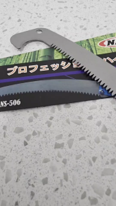 NASHI เลื่อยโค้งแต่งกิ่งไม้ พร้อมตะขอบน ด้ามเหล็ก (ต่อไม้เพิ่มความยาวได้) มีตะขอ สำหรับกระตุกกิ่ง ส่งเร็ว