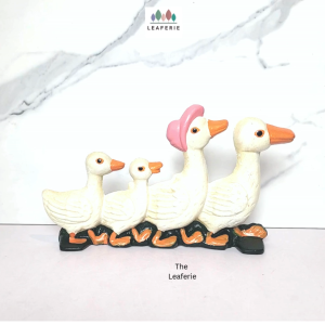 The Leaferie Fabian Cast Iron Duck garden decoration . flowerpots . flower pot