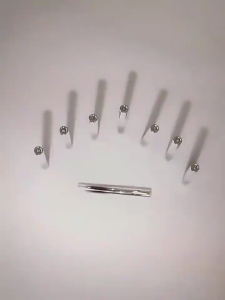 Mascara Judydoll Kim Loại Chống Thấm Nước - Công nghệ bàn chải kim loại độc đáo giúp tạo hàng mi dày dài cong hoàn hảo tự nhiên. Chống thấm nước/mồ hôi vượt trội không vón cục khô nhanh và bền màu suốt 12h cho đôi mắt ấn tượng nhất