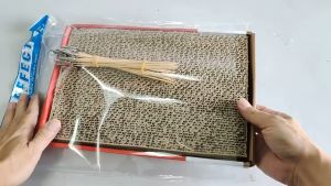 Art Work Airbrush Paint Station With 20 Alligator Clips