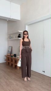 Bella : ชุดเซ็ท 2 ชิ้นขายาว -5 สี ชุดเซ็ทขายาวเสื้อกล้ามแต่งระบายชายล่าง ออกงาน เรียบหรู ป้าย BETTY (B005)