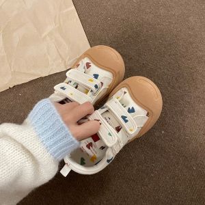 Shoes for women trendy and versatile niche 2023 new popular autumn white shoes with skirts graffiti board shoes for women