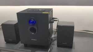 SASION ลำโพงบลูทู ธ  ลำโพงเบสหนัก ๆ  ลำโพง 2.1  ซับวูฟเฟอร์   สามารถเชื่อมต่อกับทีวี / คอมพิวเตอร์ กำลังขับรวม 20 วัตต์