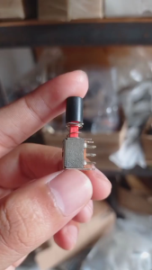 Saklar DPDT Mini Switch 6pin Tombol On Off Isi 2pcs