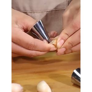 Dụng Cụ INOX Bóc Tách Hạt Ngũ Cốc Rau Củ Quả Bọc Bảo Vệ Ngón Tay Chống Xước Măng Rô -Aeneas Shop
