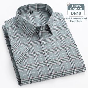 Summer Oxford Cloth Mens Short Sleeve Shirt Casual No Ironing Plaid Half Sleeve Daily Top Fashionable Urban Style Standard Fit