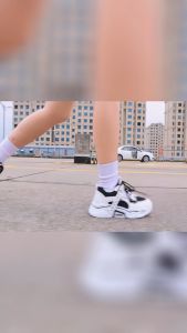 Q33 รองเท้าผ้าใบ 4.5 ซม รูปแบบลำลอง แฟชั่นผู้หญิง รองเท้าไซส์ใหญ่ เสริมส้น ชุดของ พร้อมส่งจากไทย