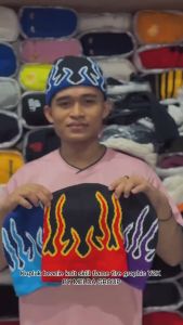 Kupluk Beanie Knit Skull Pria & Wanita Keren Motif Flame Fire Graphic Y2K Terbaru