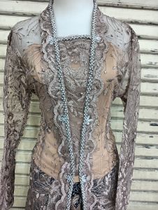 Kebaya Modern Warna Mocca Lengan Panjang 246