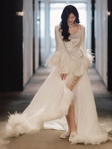 Morning Gowns Bride Fancy Fall and Winter Gao Ding Ostrich White with Feather Super Fairy Long Niche Style Luxury Wedding Nightgown for Women