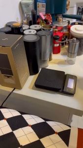 เครื่องบดกาแฟ ใช้ในครัวเรือน เครื่องบดเมล็ดกาแฟแบบมือโยก Coffee Grinder Stainless Steel เครื่องมือกาแฟ CF01