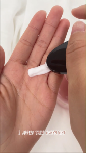 【BUY 1 TAKE 1】Sakura Niacinamide Body Lotion 500ml Whitening Moisturizing Skin Care Brightening Repair Body Care Sakura Moisturizing Cream + Fda Peach Whitening Shower Gel 300ml Deeply Moisturizing Cleanser For Soft & Glowing Skin