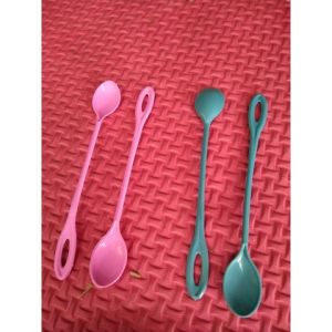 SENDOK TEH PLASTIK 12 PCS