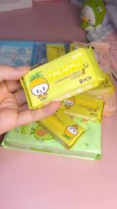 Khăn giấy ướt siêu mini bỏ túi hình thú dễ thương bịch 8 gói khăn giấy ướt mini