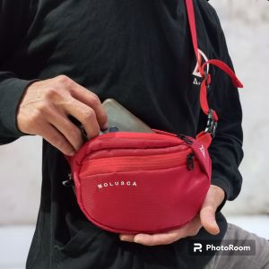 Tas Selempang Atmosh Molusca merah